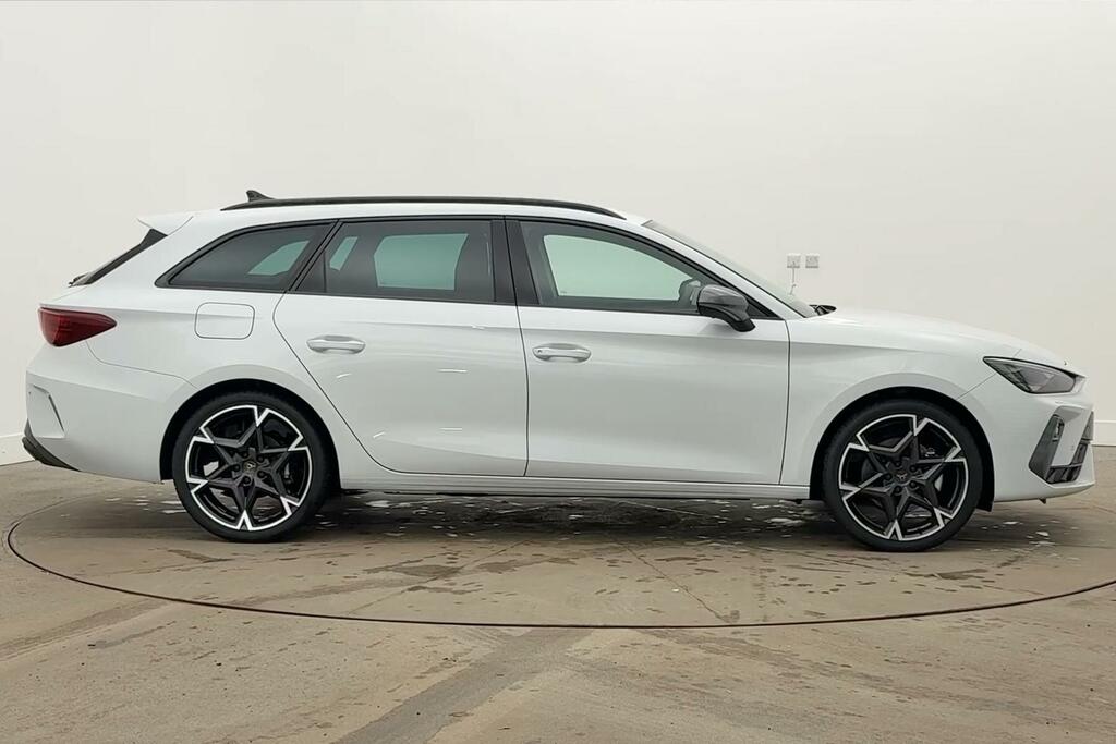 Cupra Leon 1.5 Etsi 150 V2 Dsg White #4