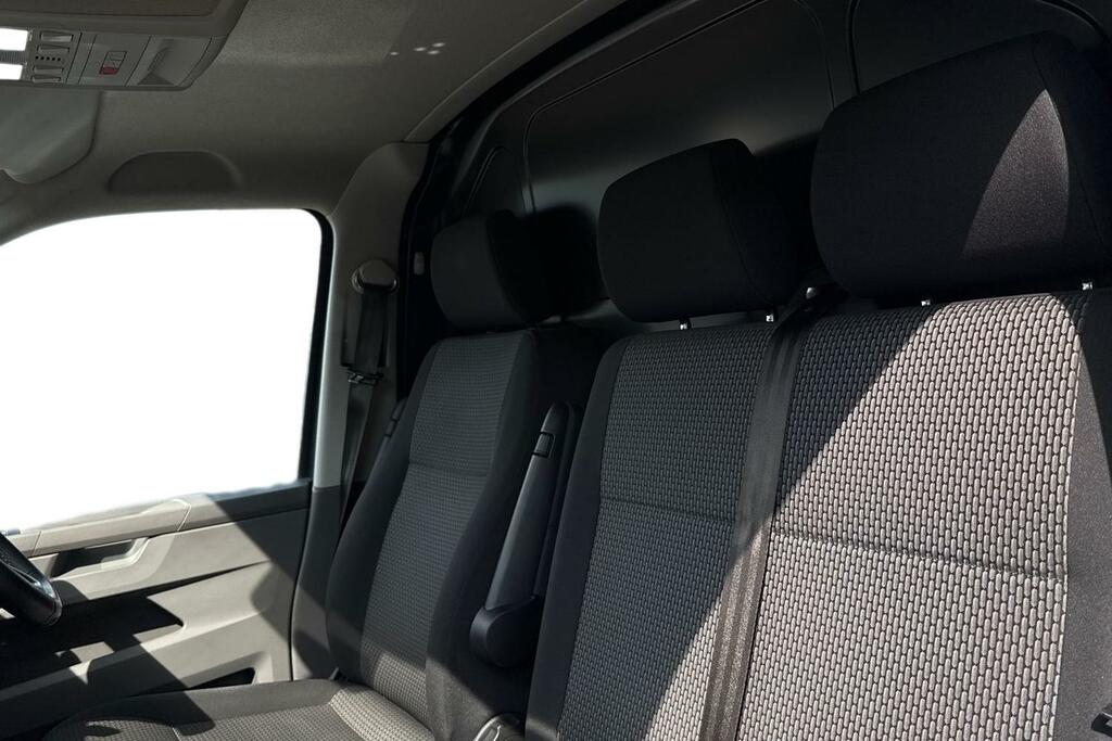 Volkswagen Transporter 2.0 Tdi T28 Highline Dsg Fwd Lwb Euro 6 Ss BD24VTL Grey #4