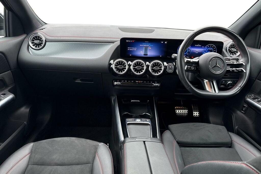 Mercedes-Benz EQA Eqa 250 140Kw Amg Line Executive 70.5Kwh Black #4