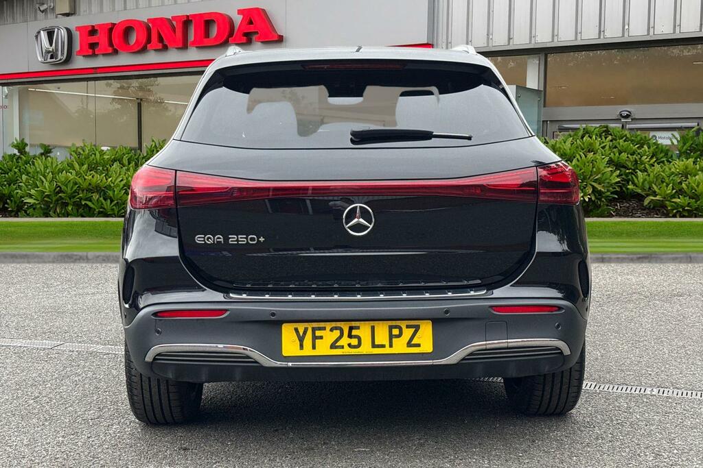 Mercedes-Benz EQA Eqa 250 70.5Kwh Amg Line Executive Black #5