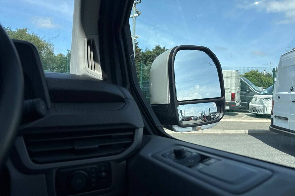 Volkswagen Transporter 2.0 Tdi 150 Commerce Plus Van Grey #20