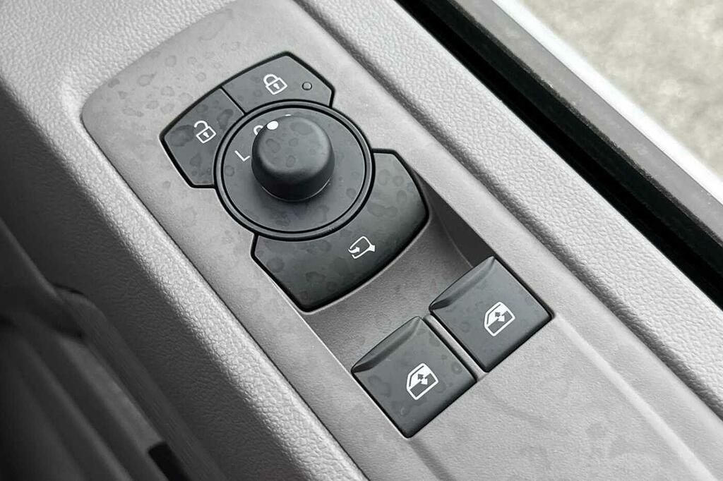 Volkswagen Transporter 2.0 Tdi 110 Commerce Pro Van Grey #41