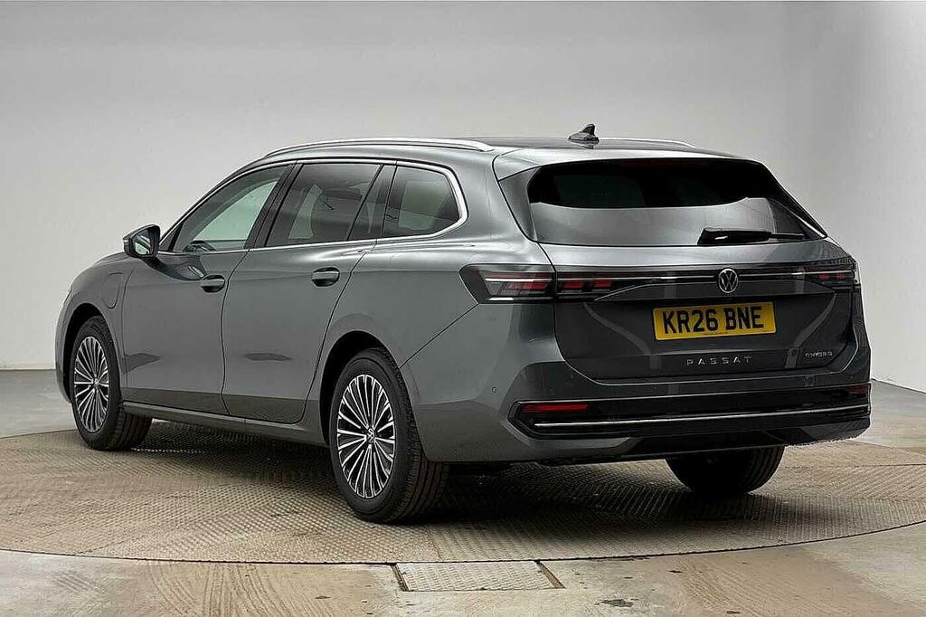 Volkswagen Passat 1.5 Tsi Ehybrid Elegance Dsg Vat Qualifying, Grey #3