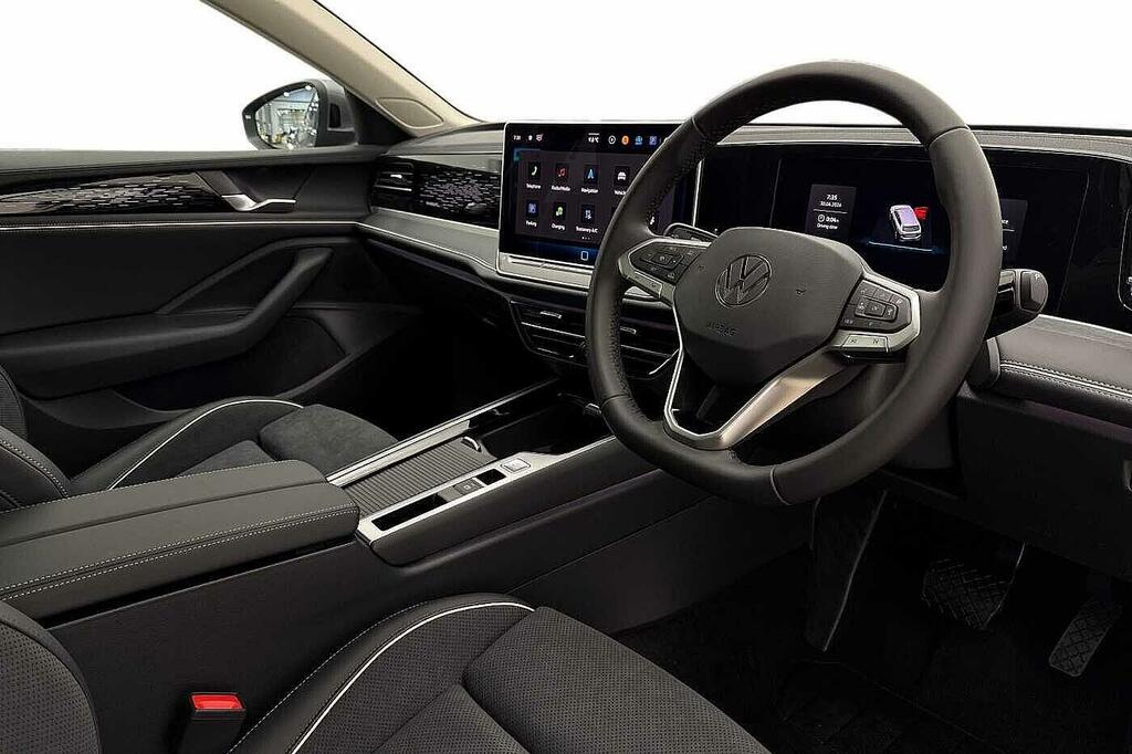 Volkswagen Passat 1.5 Tsi Ehybrid Elegance Dsg Vat Qualifying, Grey #6