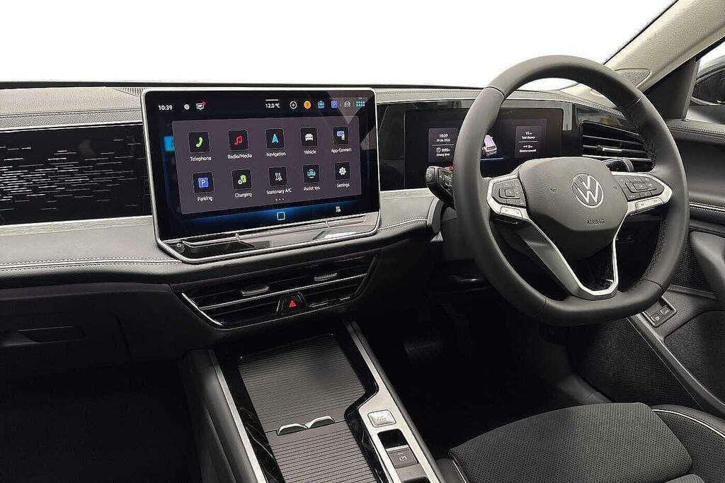 Volkswagen Passat 1.5 Tsi Ehybrid Elegance Dsg Sunroof, Electr Black #2