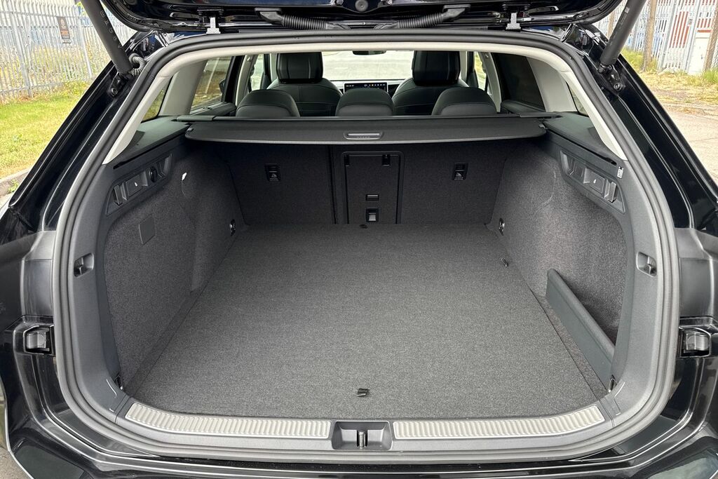 Volkswagen Passat 1.5 Tsi Ehybrid Elegance Dsg Sunroof, Electr KR26BOU Black #6