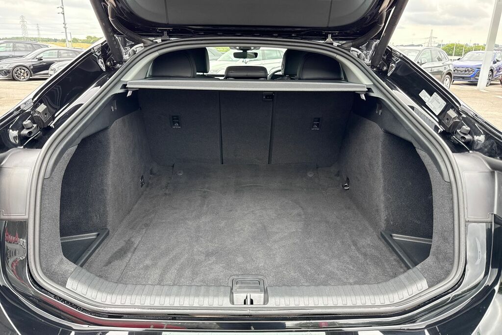 Audi A6 E-tron Sportback Sport E-tron 210,00 Kw Black #6