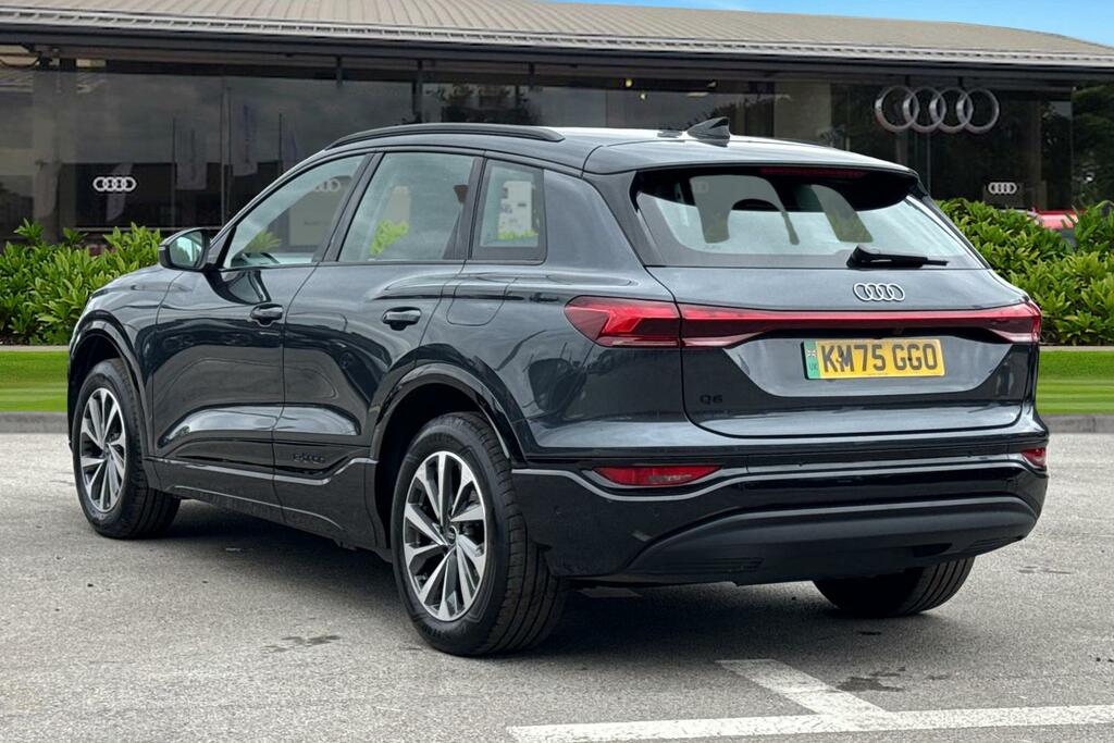 Audi Q6 E-Tron Q6 Suv Sport E-tron 185,00 Kw Grey #2