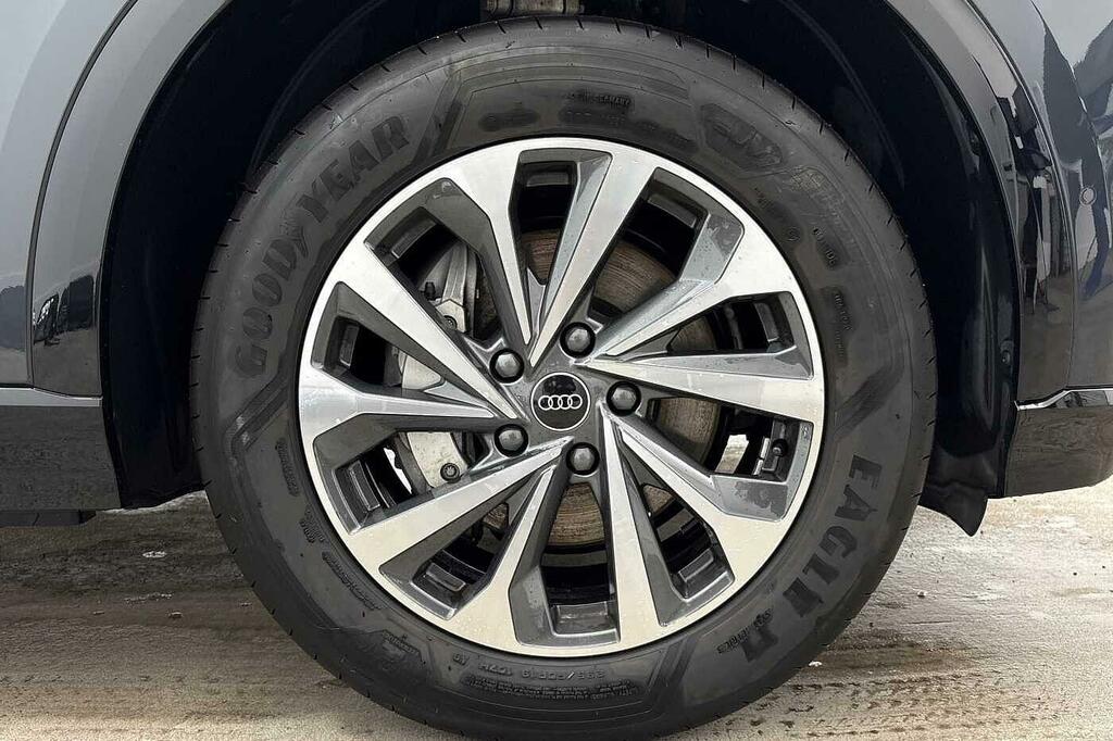 Audi Q6 E-Tron Q6 Suv Sport E-tron 185,00 Kw Grey #5