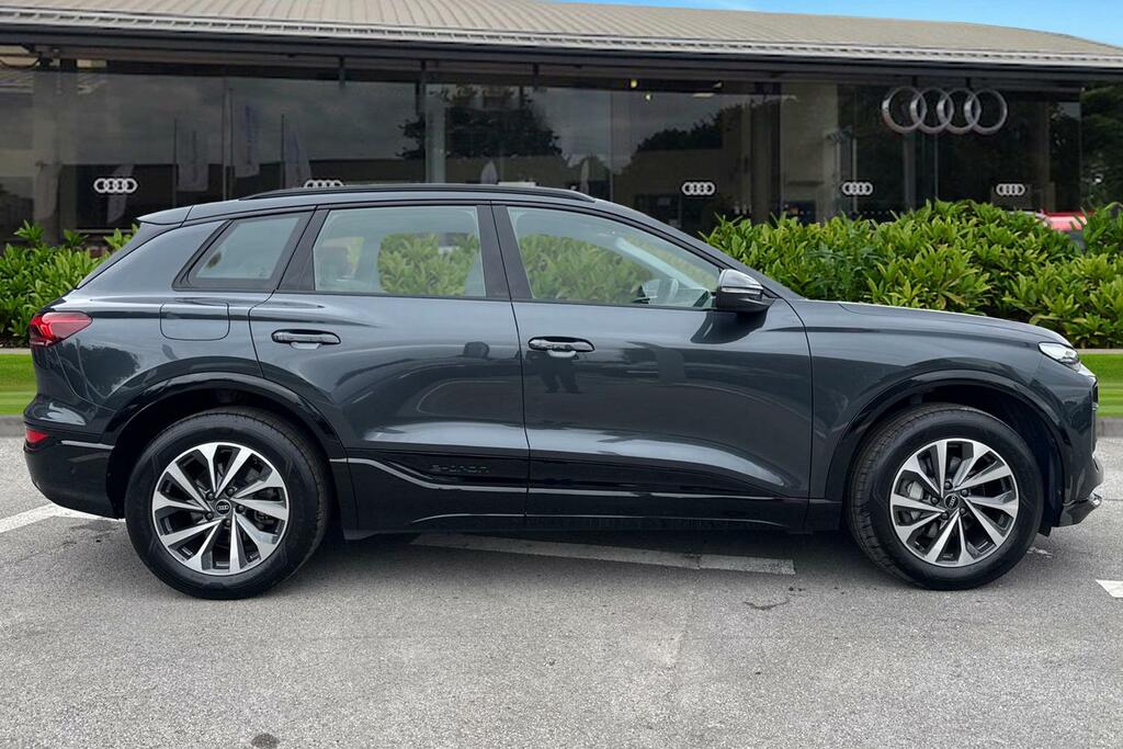 Audi Q6 E-Tron Q6 Suv Sport E-tron 185,00 Kw Grey #3
