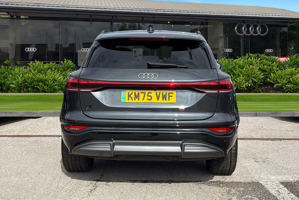 Audi Q6 E-Tron Q6 Suv S Line E-tron 185,00 Kw Grey #4