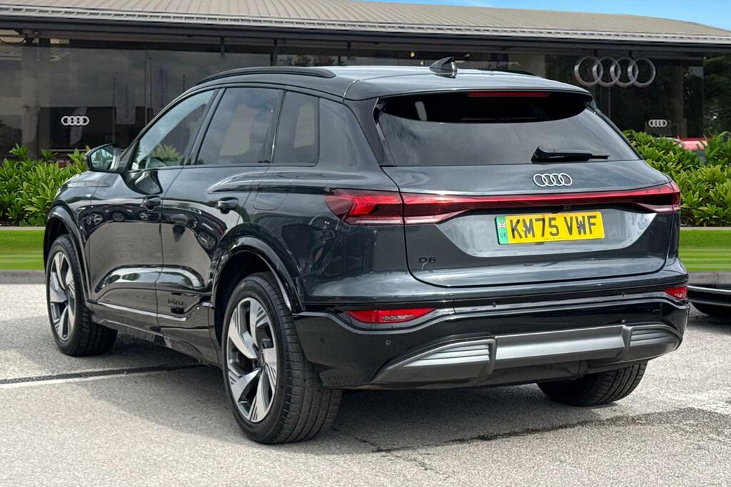 Audi Q6 E-Tron Q6 Suv S Line E-tron 185,00 Kw Grey #2