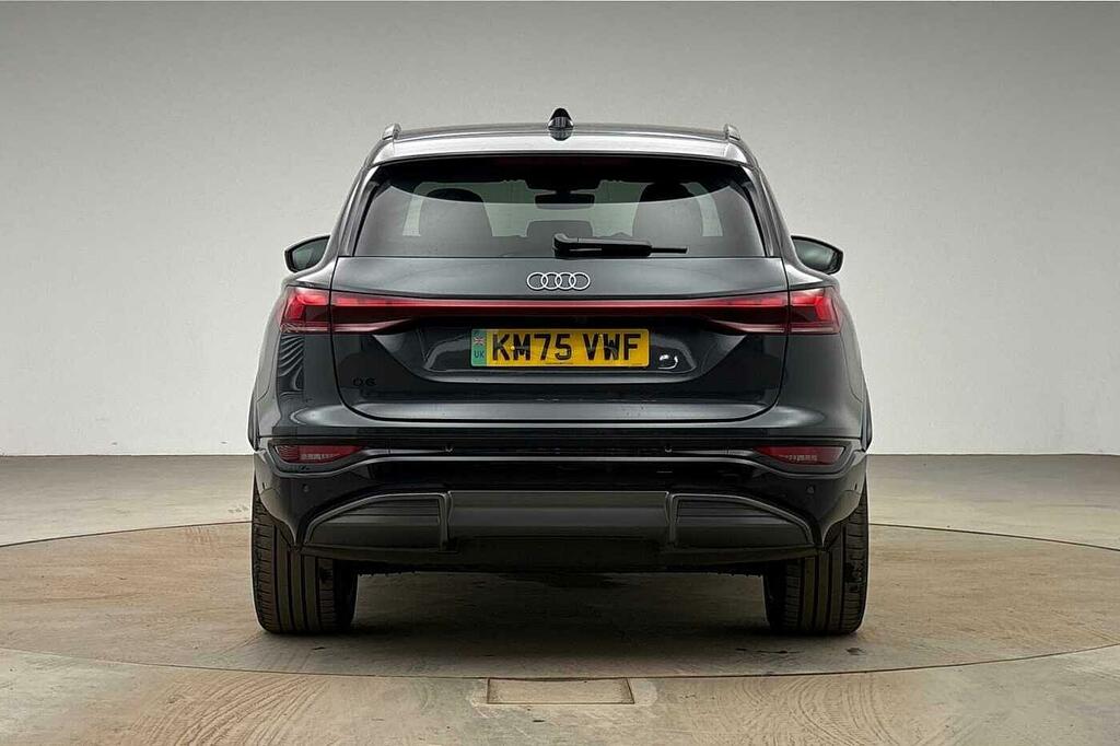 Audi Q6 E-Tron Q6 Suv S Line E-tron 185,00 Kw Grey #5