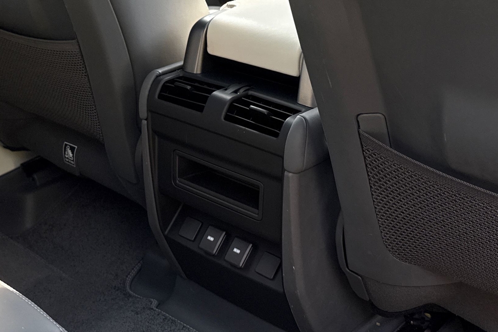Land Rover Defender 110 Defender X-dynamic Se Phev A Grey #18