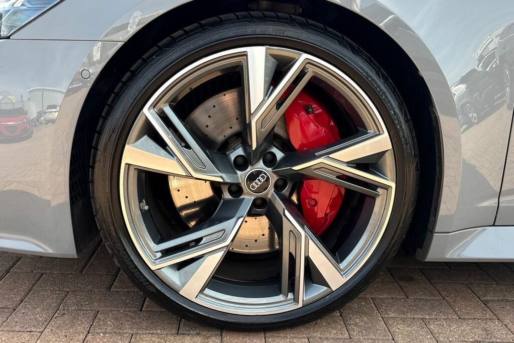 Audi RS6 Avant Rs 6 Avant Carbon Black 600 Ps Tiptronic Red #12