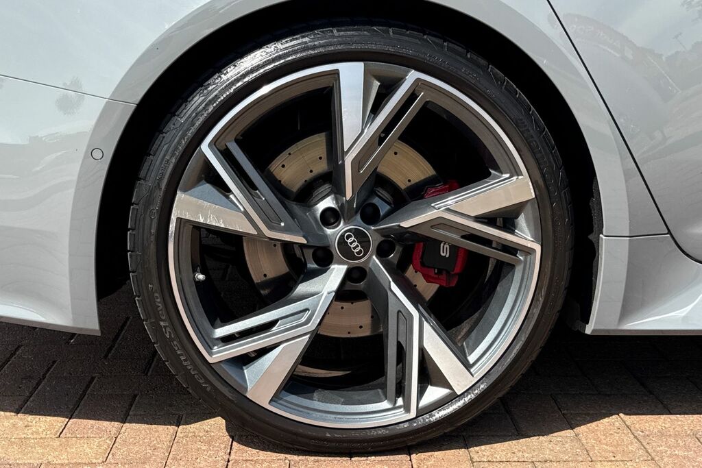 Audi RS6 Avant Rs 6 Avant Carbon Black 600 Ps Tiptronic Red #11