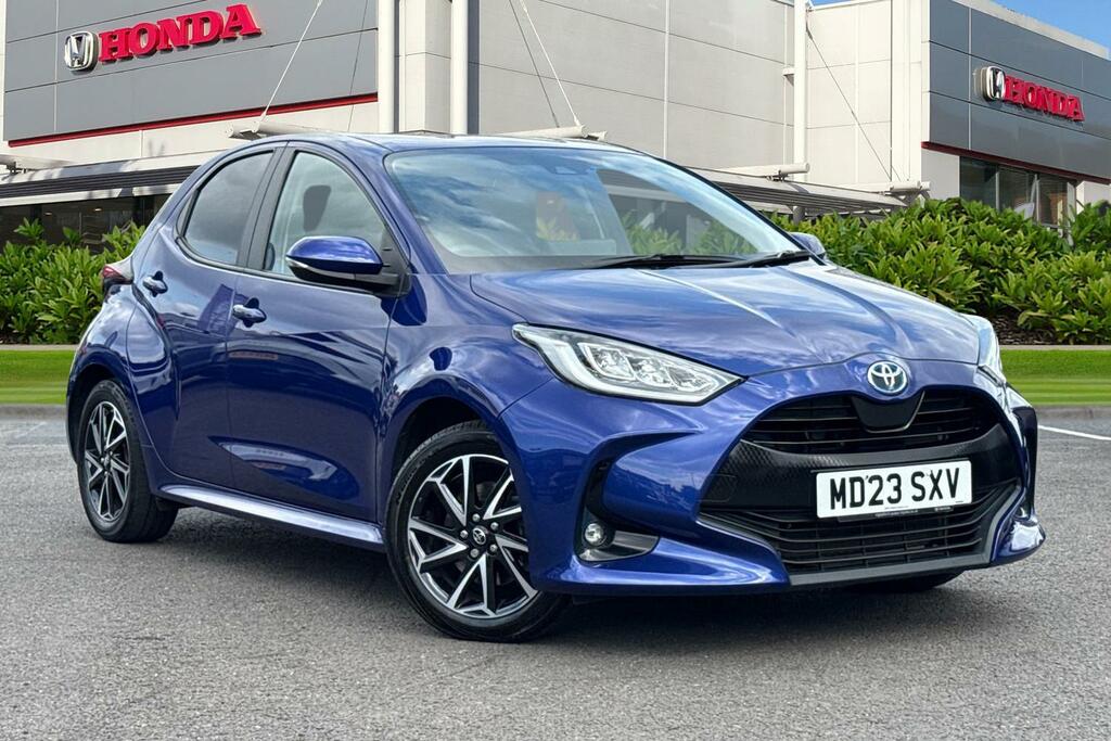 Toyota Yaris 1.5 Hybrid Design Cvt Blue