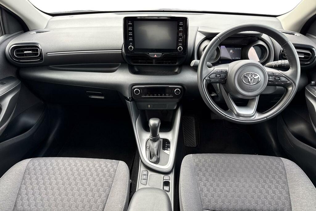 Toyota Yaris 1.5 Hybrid Design Cvt Blue #4