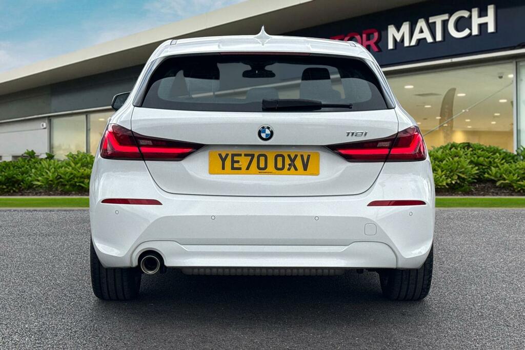 BMW 1 Series 1.5 118I Se Euro 6 Ss White #4