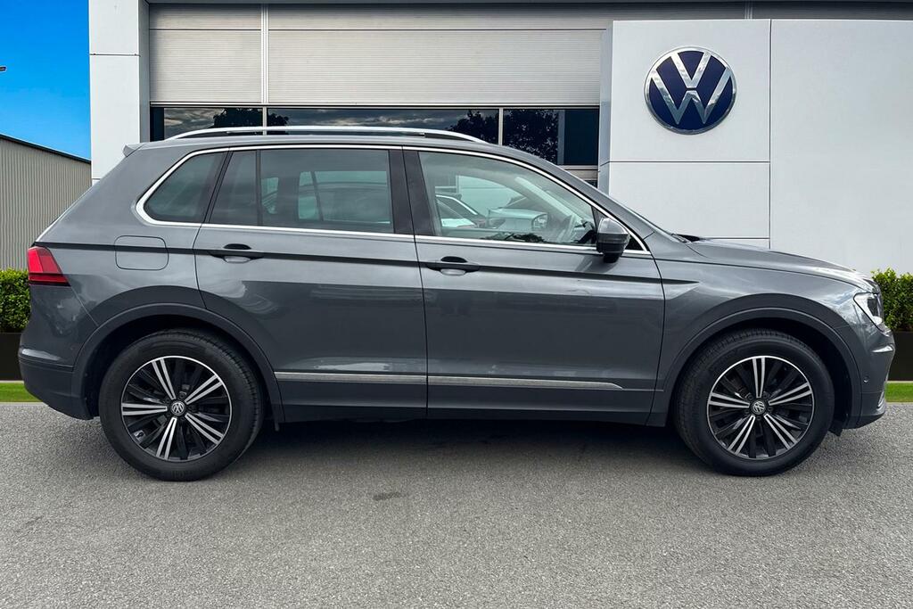 Volkswagen Tiguan 1.5 Tsi Evo 130 Se Nav Vienna Leather, Park Assi Grey #3