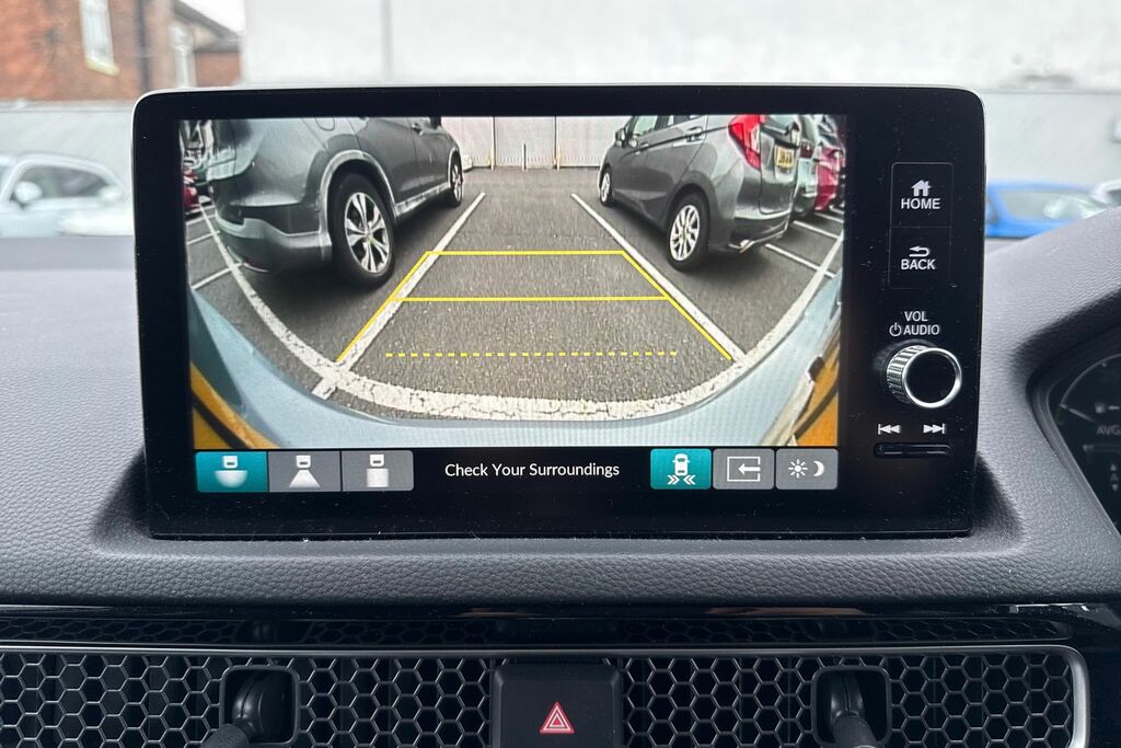 Honda Civic 2.0 Ehev Sport Cvt White #40
