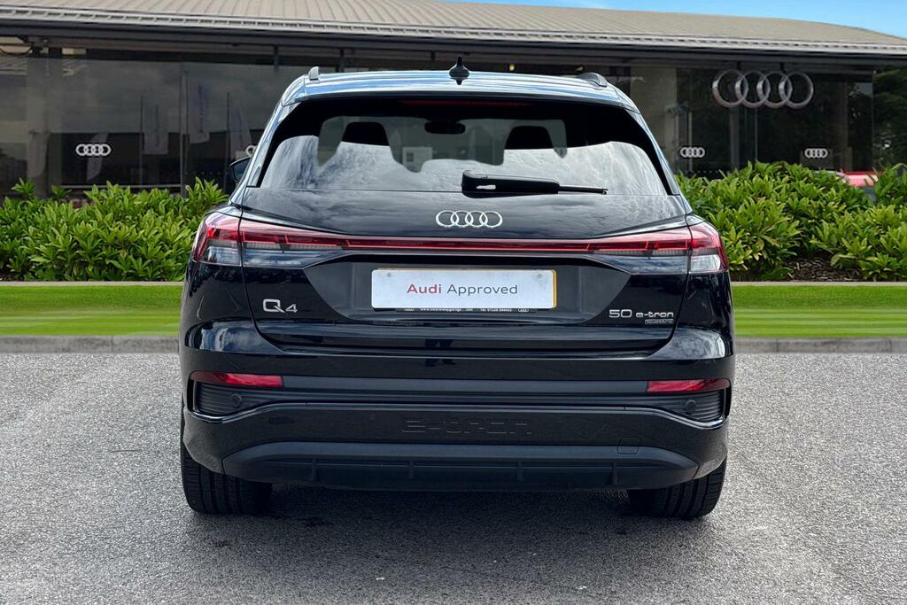 Audi Q4 E Tron Q4 Edition 1 50 E-tron Quattro 220,00 Kw Black #4