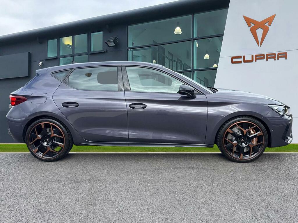 Cupra Leon 2.0 Tsi 300 Vz3 Dsg Panoramic Glass Sunroof Purple #3