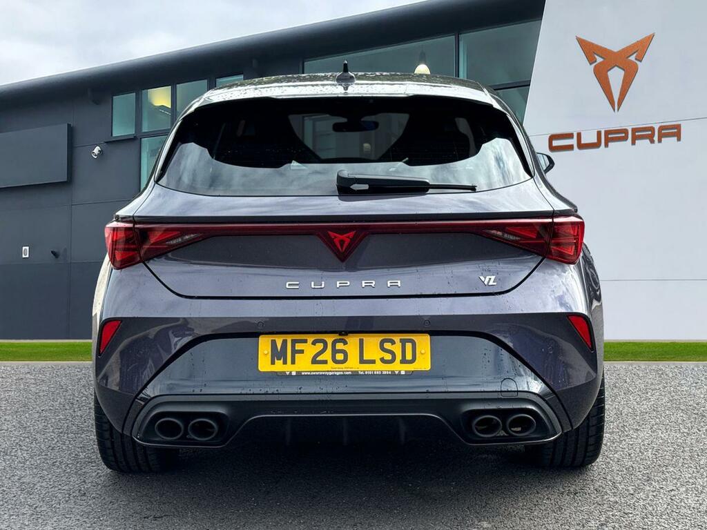Cupra Leon 2.0 Tsi 300 Vz3 Dsg Panoramic Glass Sunroof Purple #4
