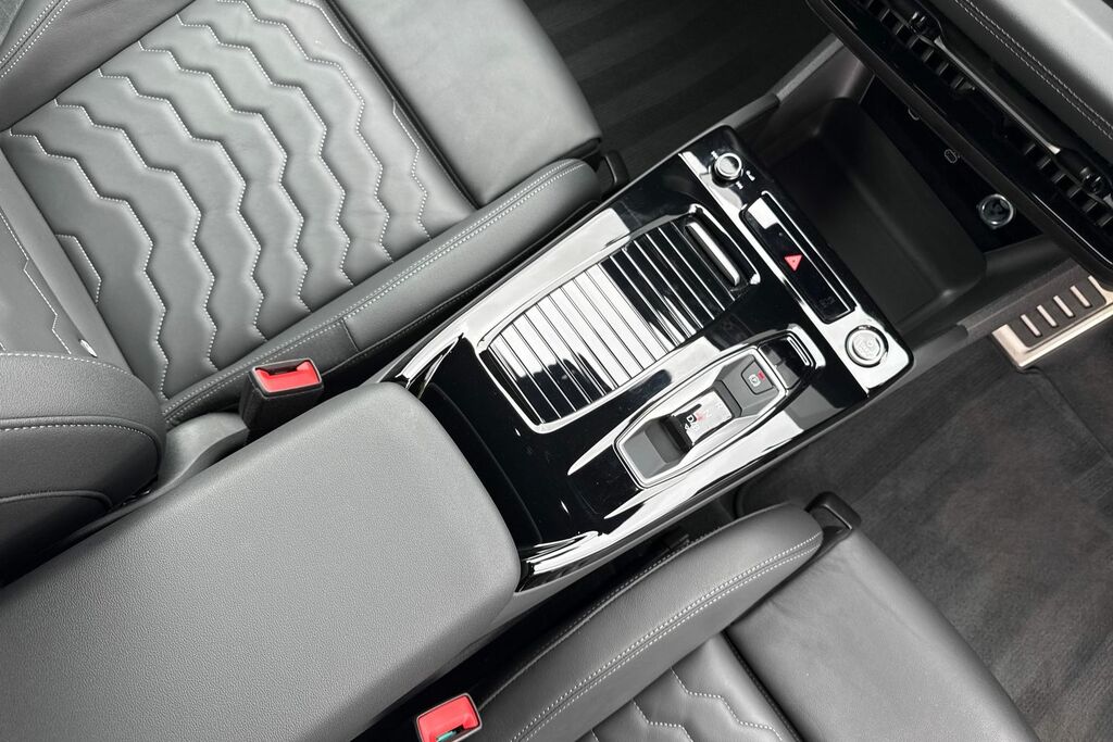 Audi A6 E-tron Sportback Sportback Edition 1 E-tron Performance 270,00 Kw Black #19