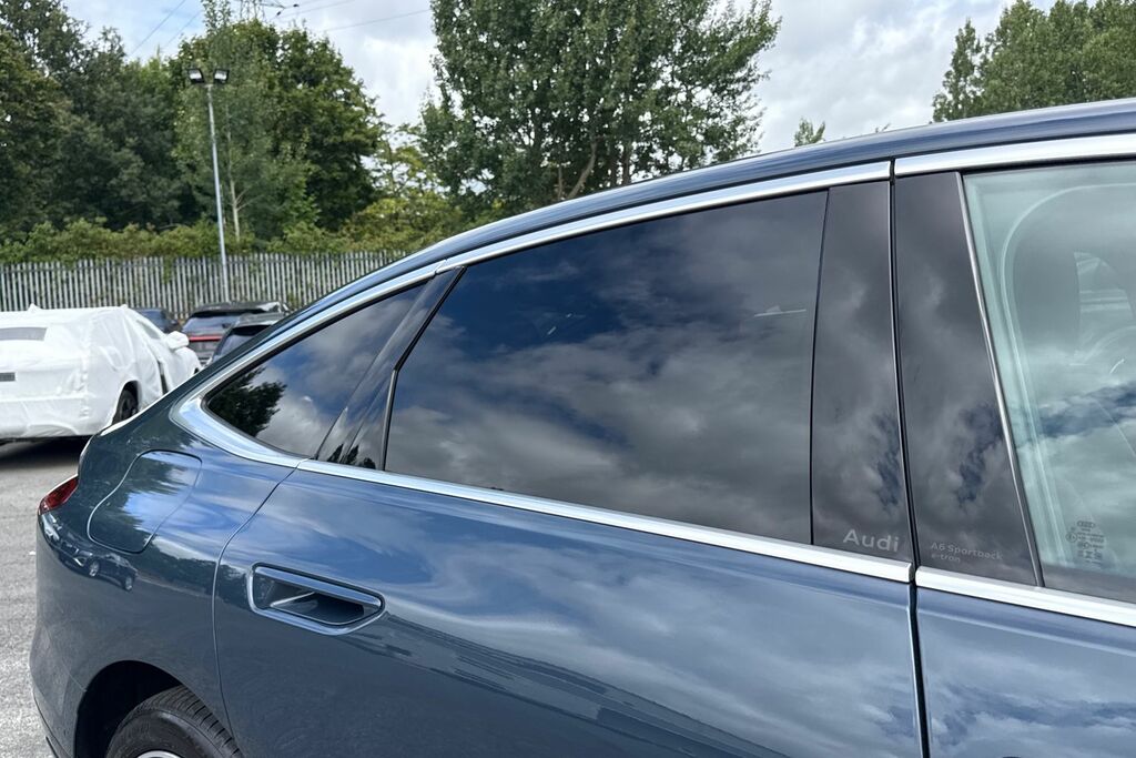 Audi A6 E-tron Sportback Sportback Edition 1 E-tron Performance 270,00 Kw Black #31