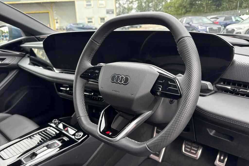 Audi A6 E-tron Sportback Sportback Edition 1 E-tron Performance 270,00 Kw Black #49