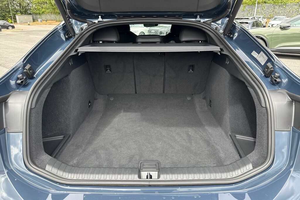 Audi A6 E-tron Sportback Sportback Edition 1 E-tron Performance 270,00 Kw Black #9