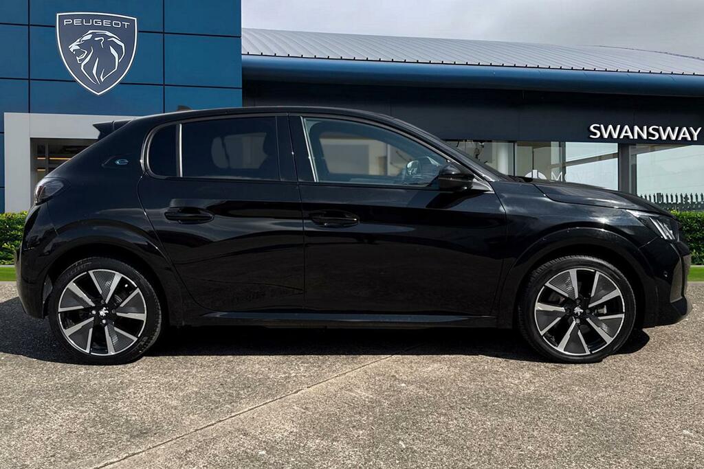 Peugeot e-208 50Kwh Gt 7Kw Charger Black #3
