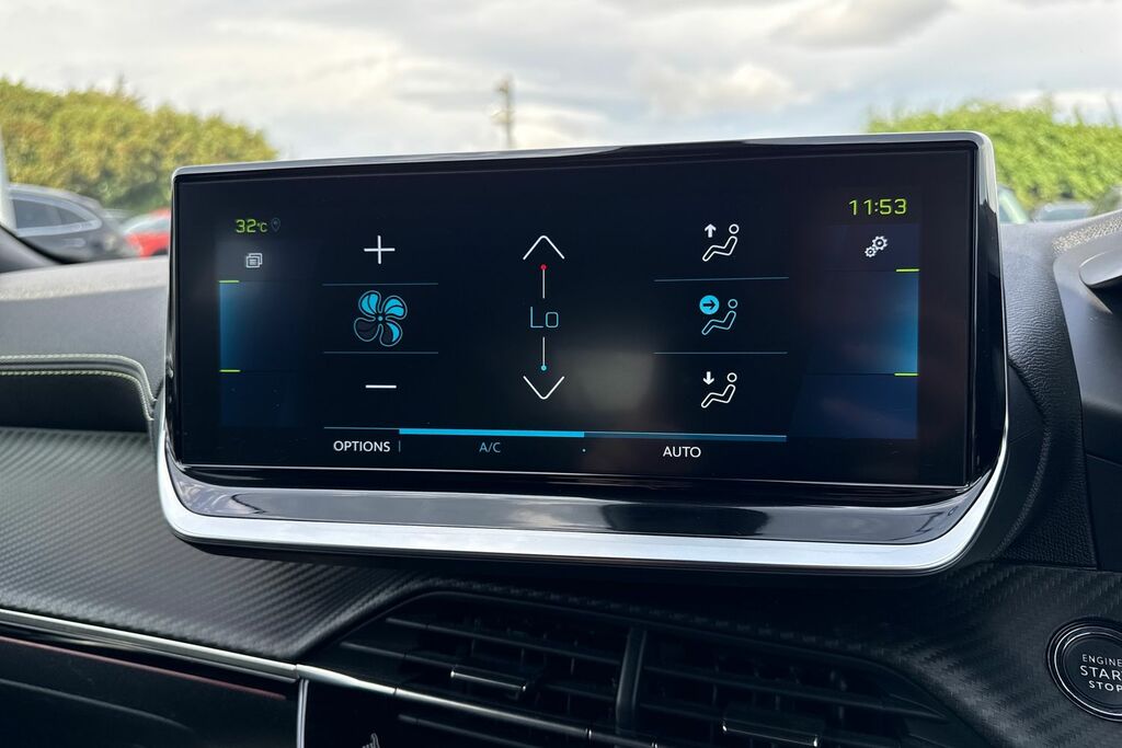 Peugeot e-2008 50Kwh Gt  #18