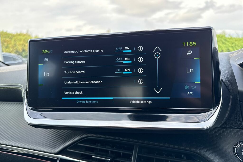 Peugeot e-2008 50Kwh Gt  #51