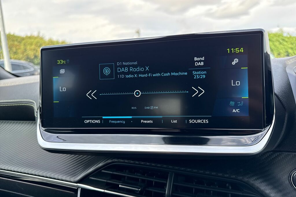 Peugeot e-2008 50Kwh Gt  #44