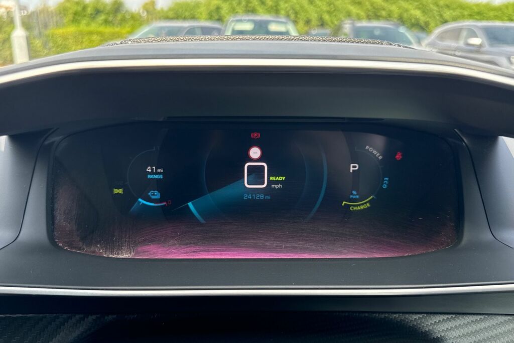 Peugeot e-2008 50Kwh Gt  #37