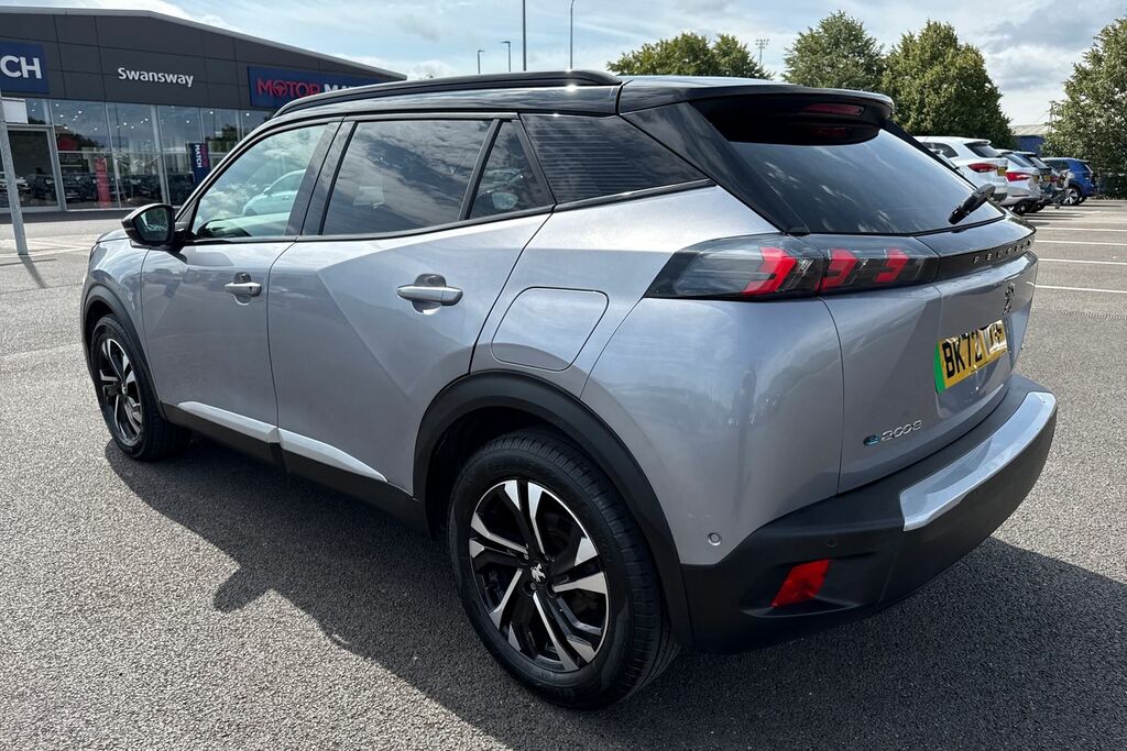 Peugeot e-2008 50Kwh Gt  #29