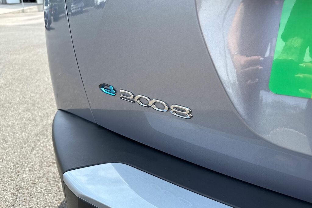 Peugeot e-2008 50Kwh Gt  #32