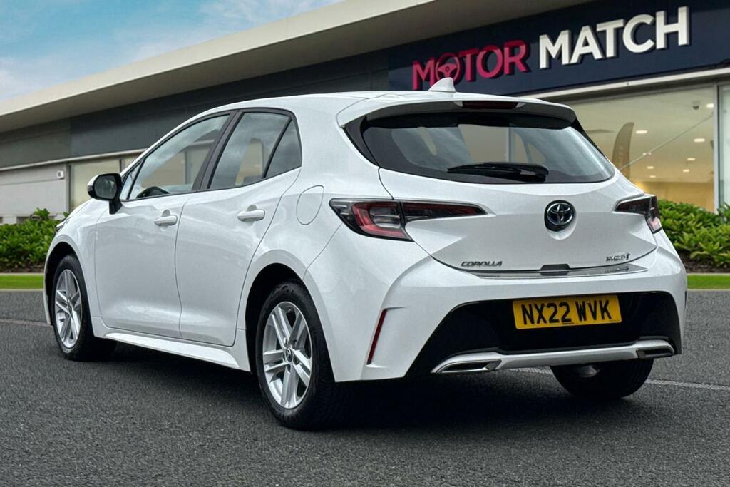 Toyota Corolla 2.0 Vvt-i Hybrid Icon Cvt White #2