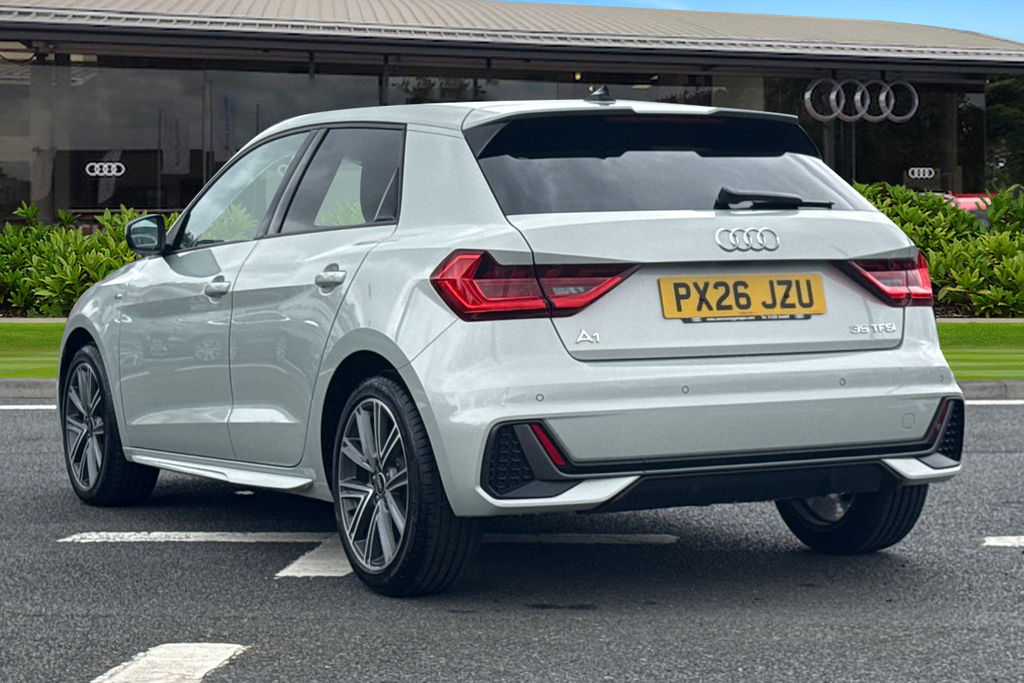 Audi A1 S Line 35 Tfsi 150 Ps S Tronic Silver #2