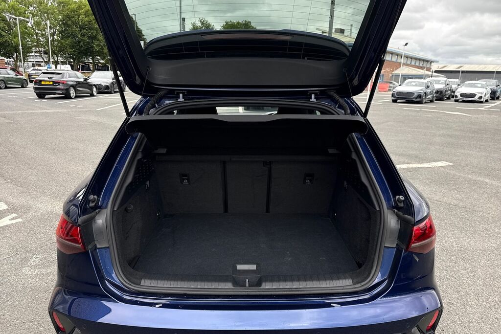Audi S3 Black Edition Tfsi 333 Ps S Tronic Blue #6