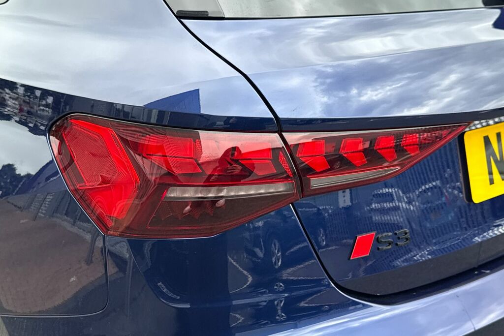 Audi S3 Black Edition Tfsi 333 Ps S Tronic Black #7