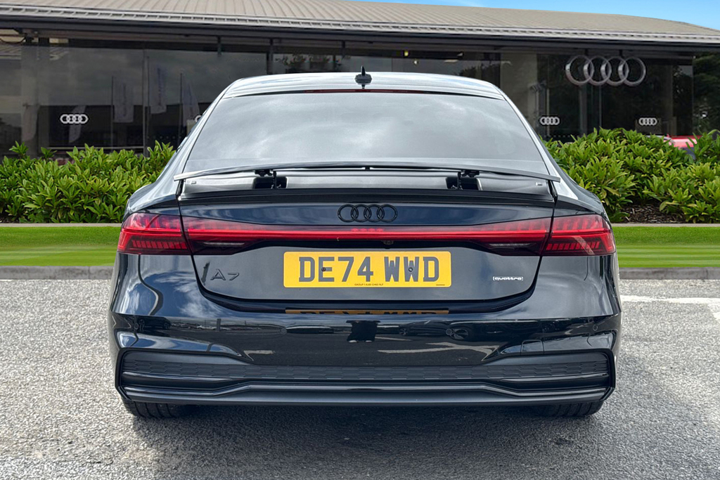Audi A7 Black Edition 40 Tdi Quattro 204 Ps S Tronic Black #4