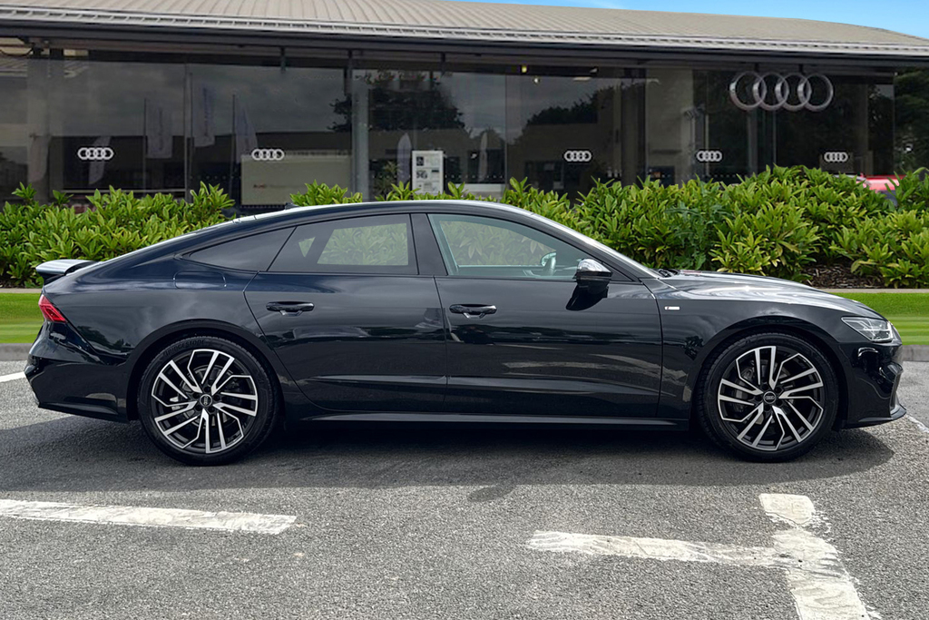 Audi A7 Black Edition 40 Tdi Quattro 204 Ps S Tronic Black #3