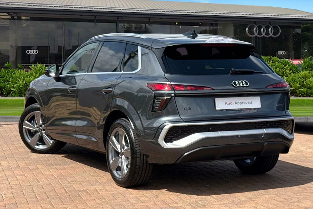 Audi Q3 Suv S Line Tfsi Quattro 204 Ps S Tronic Grey #2