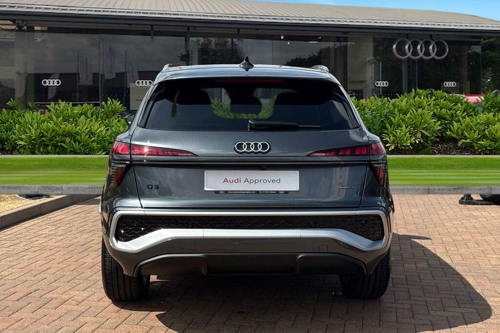 Audi Q3 Suv S Line Tfsi Quattro 204 Ps S Tronic Grey #4