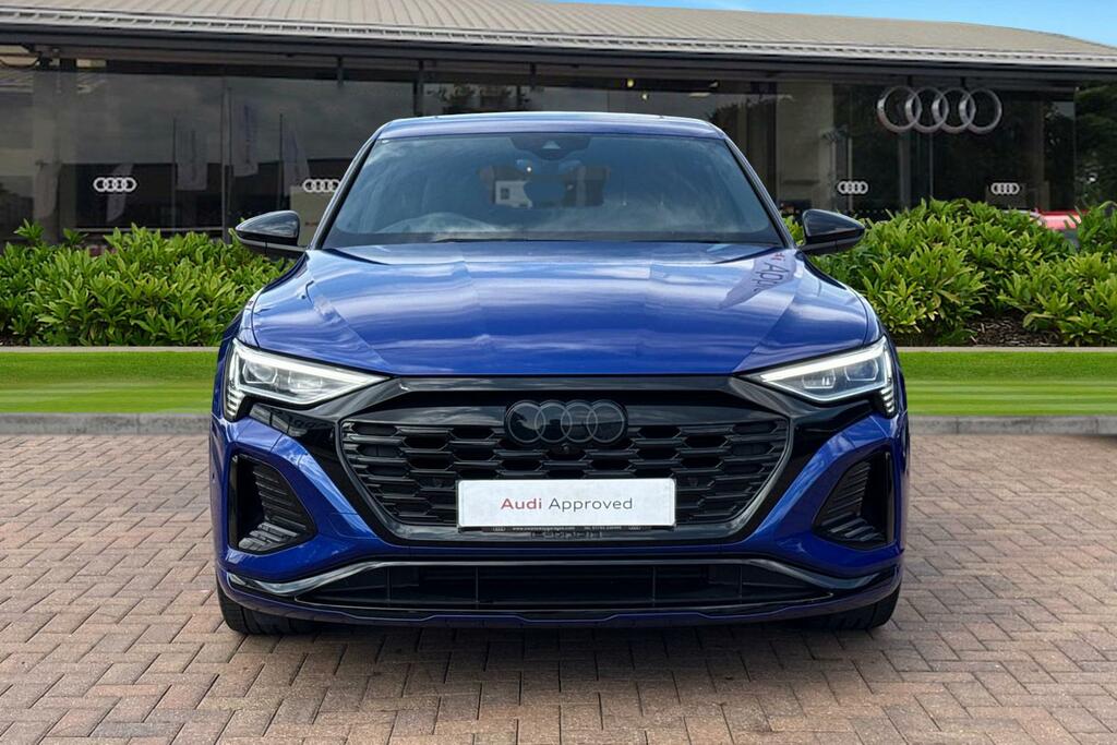 Audi Q8 e tron Sportback Black Edition 55 E-tron Quattro 300,00 K Blue #5