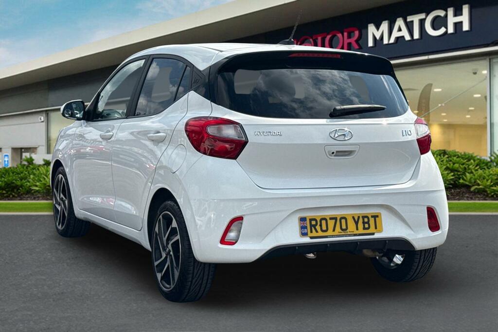 Hyundai I10 1.0 Premium Euro 6 Ss RO70YBT White #2
