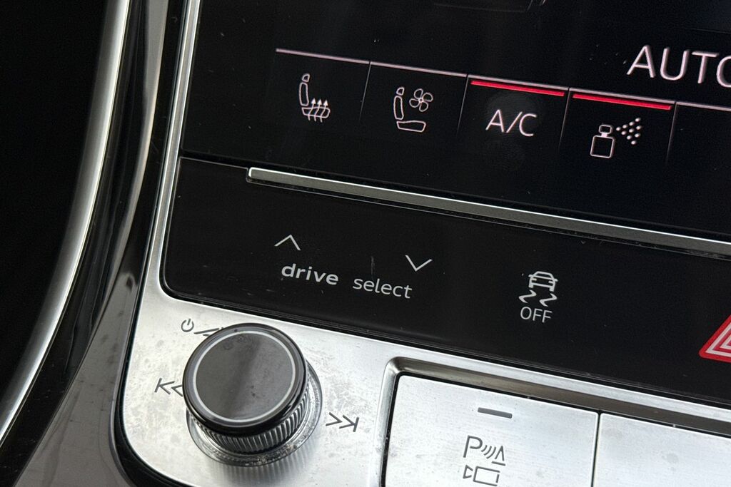 Audi A8 3.0 Tdi V6 50 Saloon Tiptronic Quattro Black #42